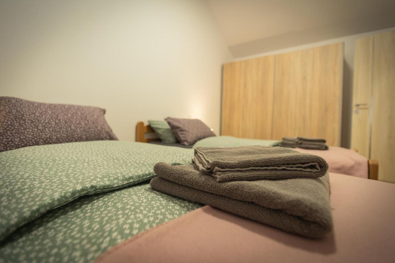 Cuckoo'S Alpine Nest Appartement Lesce  Buitenkant foto