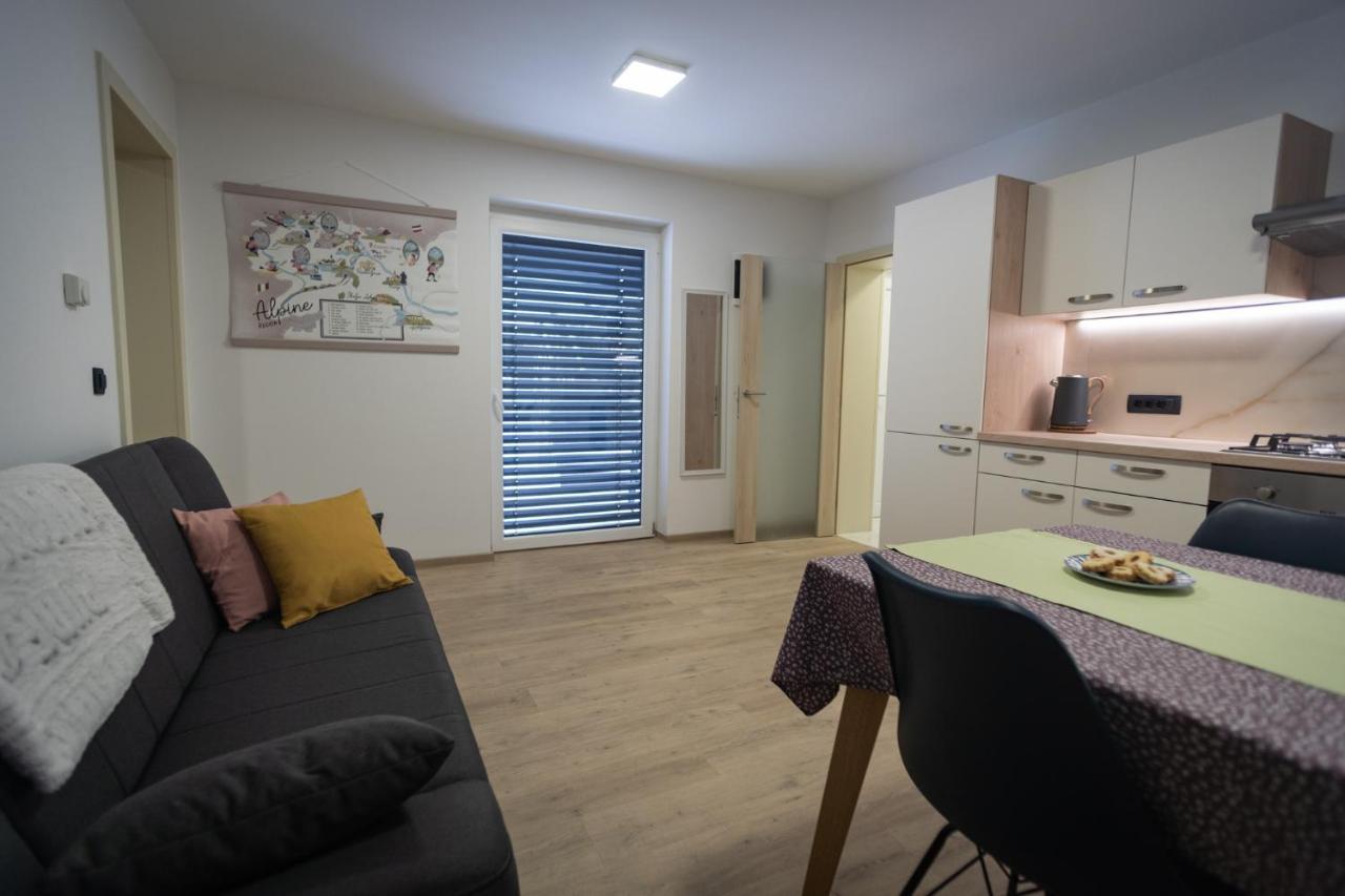 Cuckoo'S Alpine Nest Appartement Lesce  Buitenkant foto