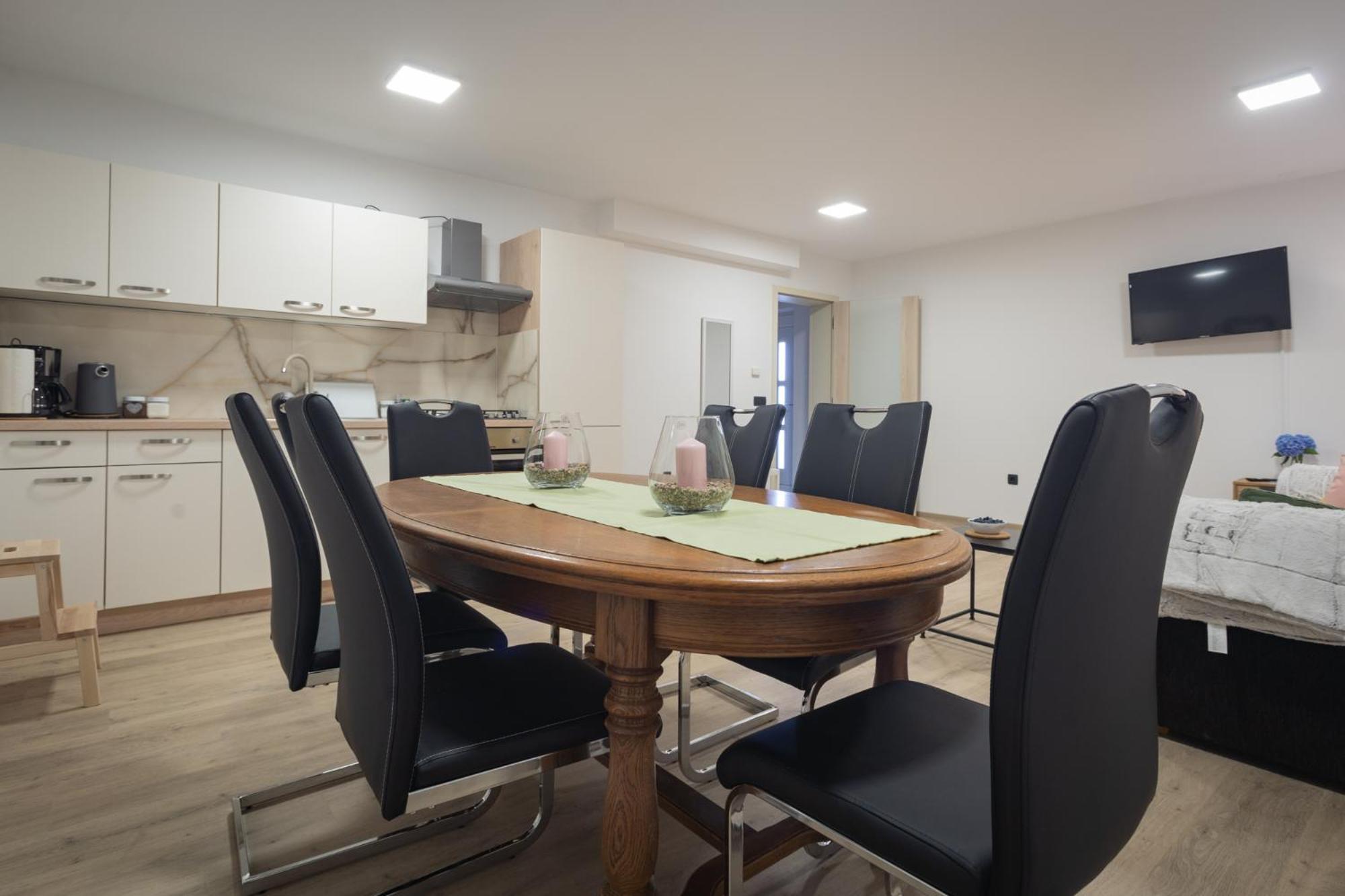 Cuckoo'S Alpine Nest Appartement Lesce  Buitenkant foto