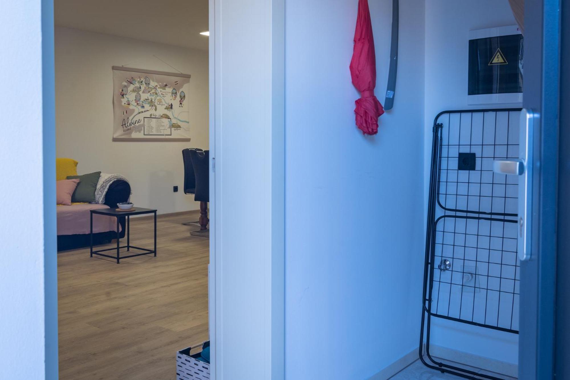 Cuckoo'S Alpine Nest Appartement Lesce  Kamer foto
