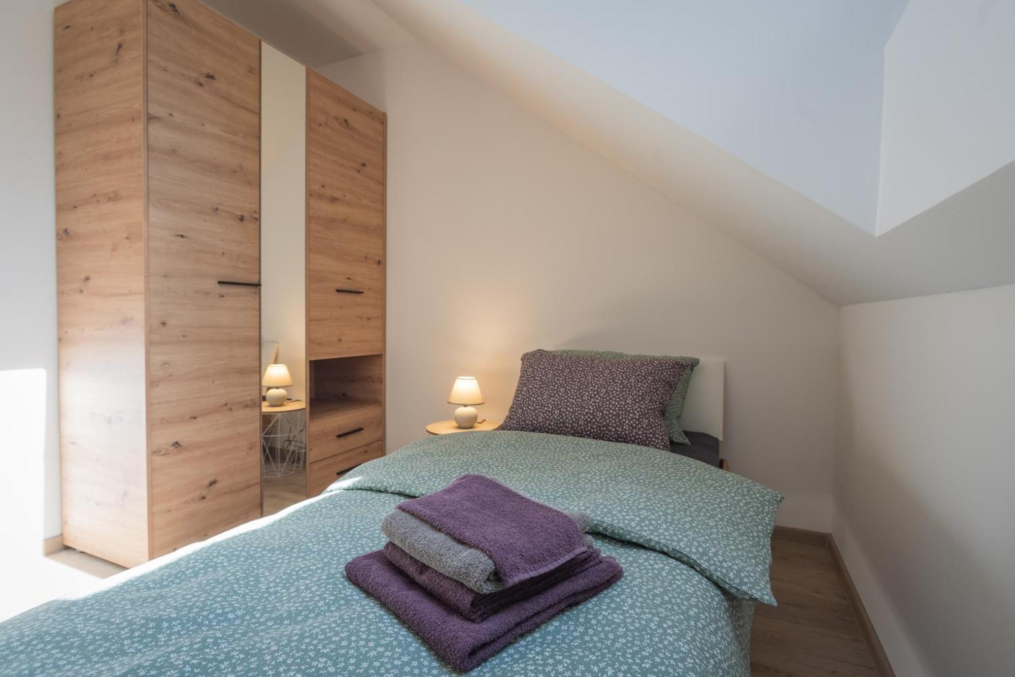 Cuckoo'S Alpine Nest Appartement Lesce  Kamer foto