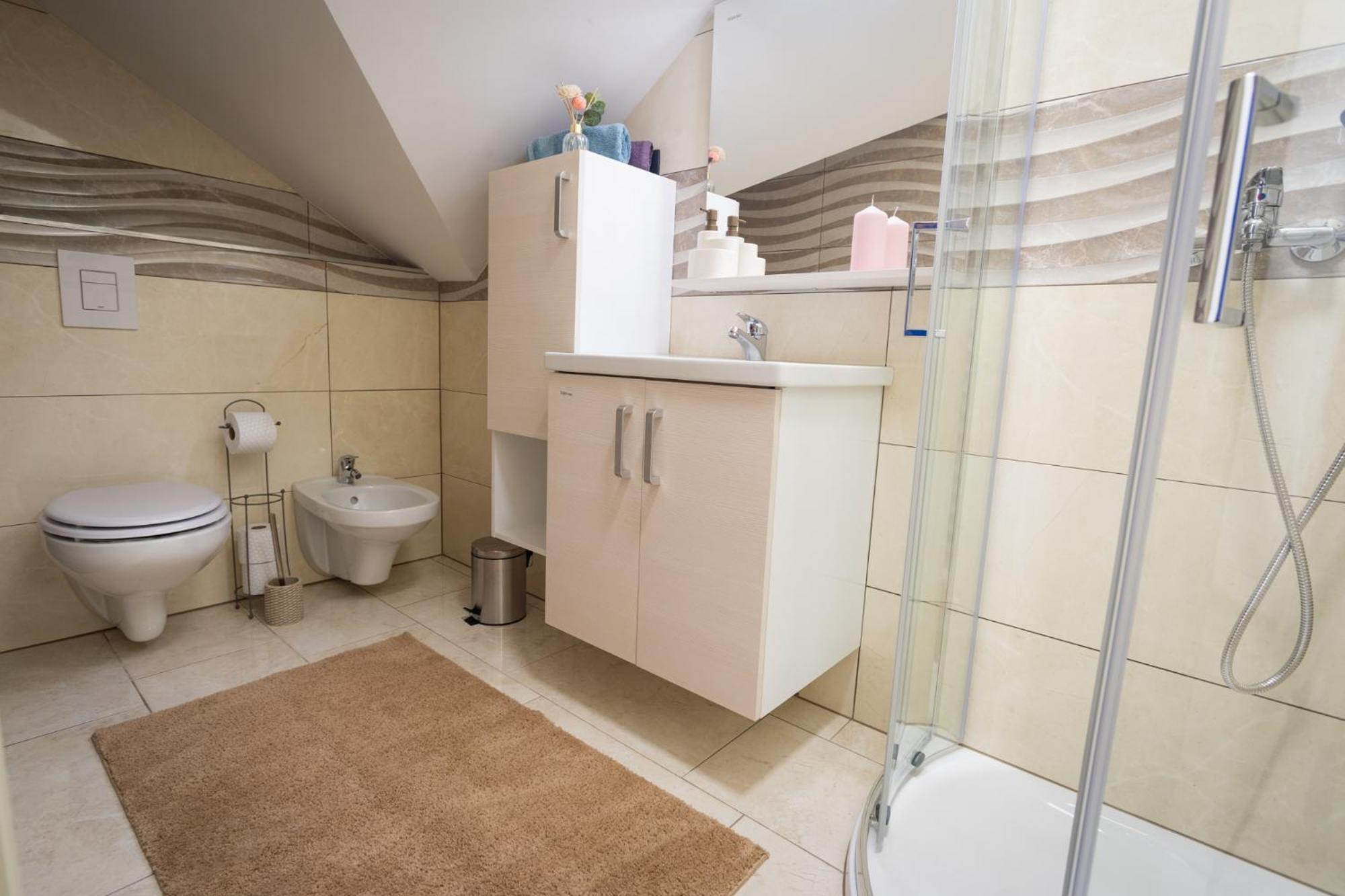 Cuckoo'S Alpine Nest Appartement Lesce  Kamer foto