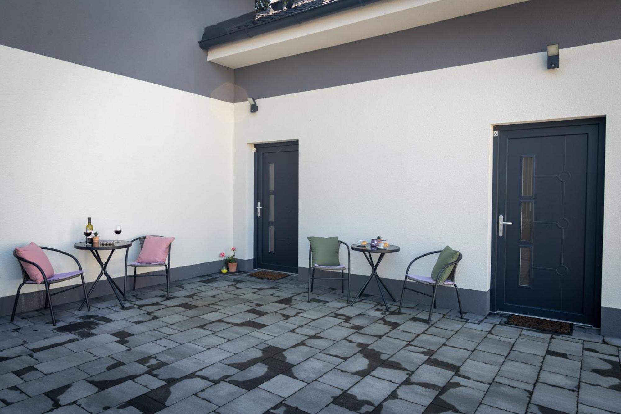 Cuckoo'S Alpine Nest Appartement Lesce  Kamer foto